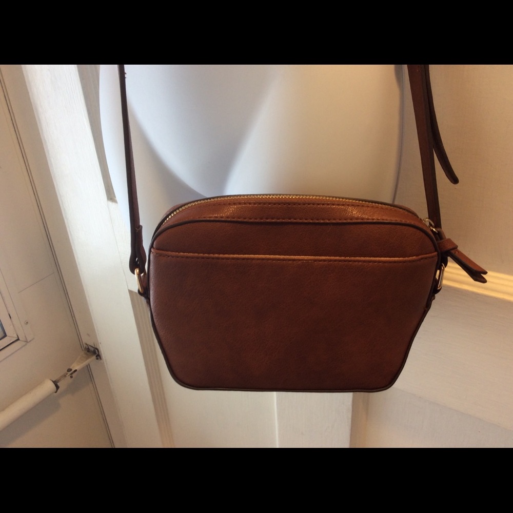Brown crossbody purse